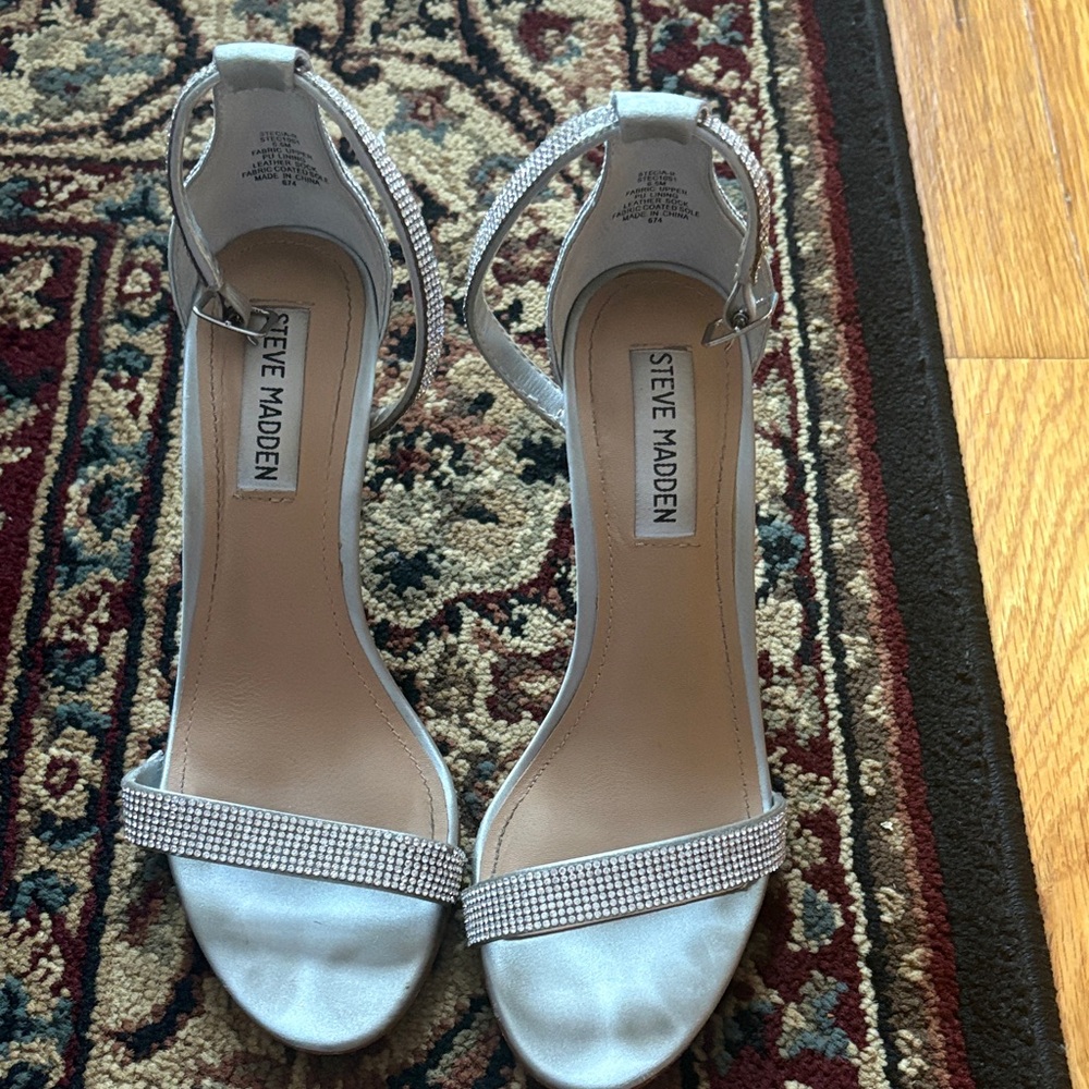Steve Madden Silver Strappy Heels